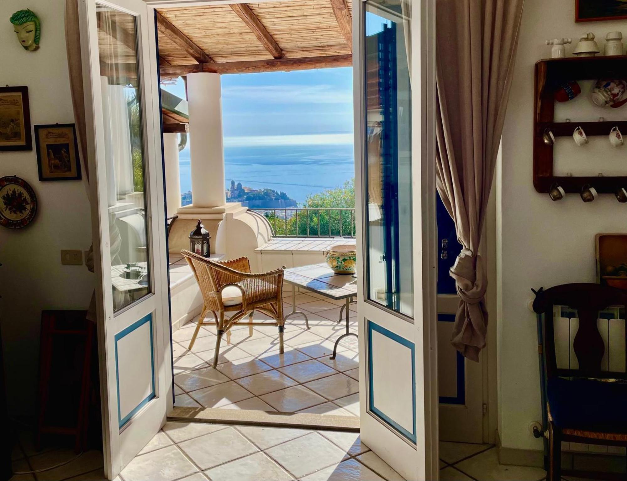 Villa 'A Pisa Lipari  Cameră foto